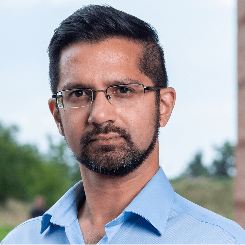 Nisar_NewProfHeadShot_2022